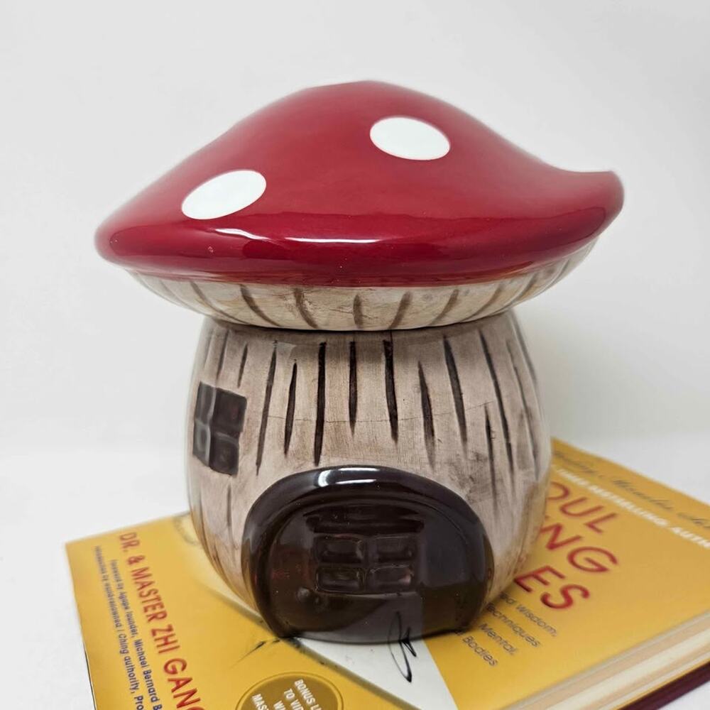 Mushroom Canister Harbour collection